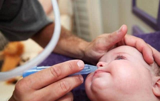 como desentupir nariz de bebe caseiro bebe com nariz entupido a noite