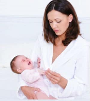Read more about the article Aprenda a limpar o nariz entupido do bebê corretamente
