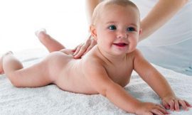 Como fazer a massagem shantala no bebê