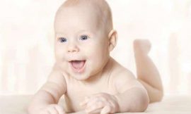 Quando o bebê começa a sorrir?