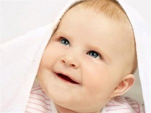 → 200 Fotos de bebês lindos e fofos sorrindo: Imagens incríveis