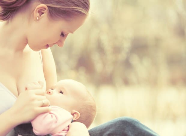 Read more about the article Benefícios da amamentação para o bebê