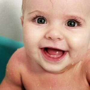Read more about the article Quando nasce o primeiro dentinho do bebê?