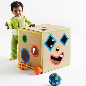 Read more about the article Como fazer brinquedo para o bebê reciclando