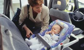 Dicas para viajar de carro para o bebê