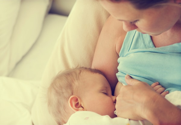 Read more about the article Quando o leite materno começa a sair?