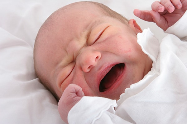 Read more about the article Como saber se o bebê está com cólica