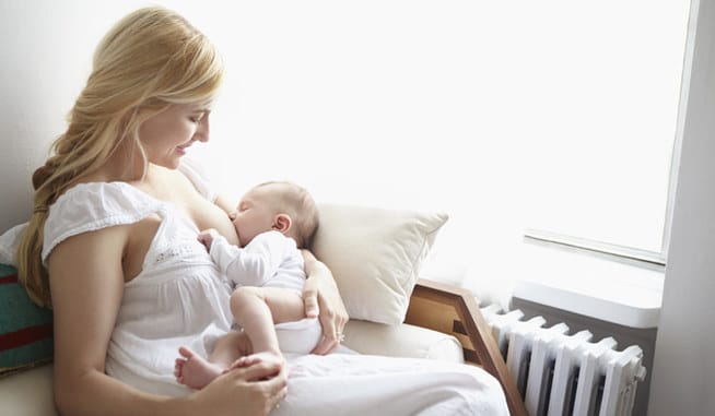 Read more about the article Dicas para continuar a amamentar após a licença maternidade