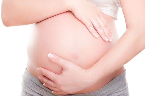 Read more about the article Dor no estômago durante a gravidez
