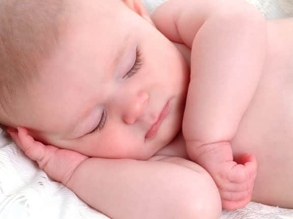 Read more about the article Como ajudar o bebê a ter um sono tranquilo
