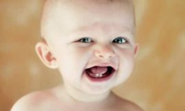 Dentinhos nascendo – Quais os sintomas, o que fazer?