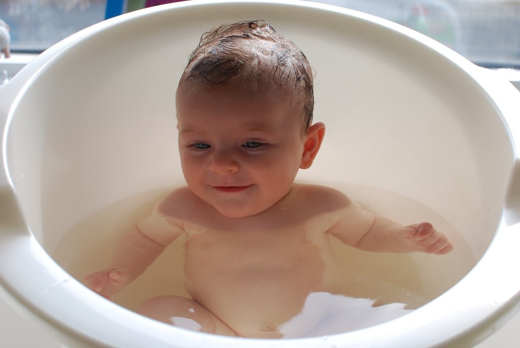 Read more about the article Benefícios do banho de balde em recém nascidos