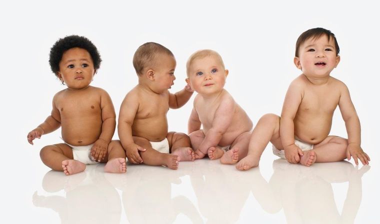 Read more about the article Como saber o tamanho correto da fralda para o bebê?