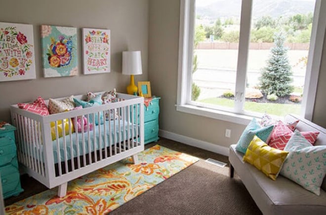 decoração quarto de bebe com nichos