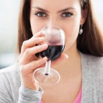 Posso tomar vinho amamentando?