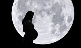 Mudança da lua influencia no parto?