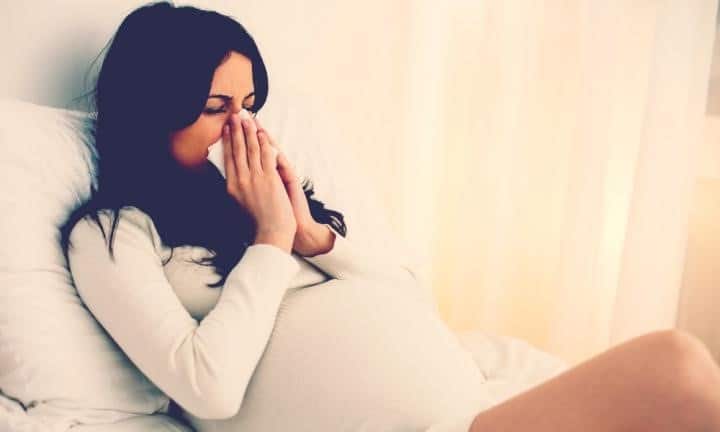 gripe e febre na gravidez prejudica o bebe