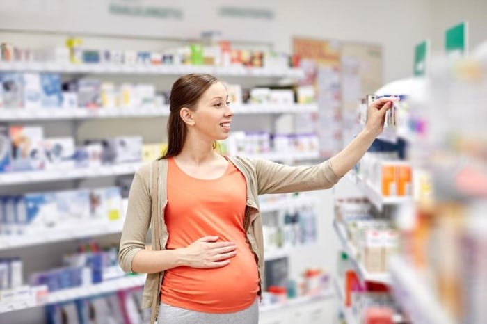 Read more about the article Cefalexina na gravidez: faz mal para o bebê?
