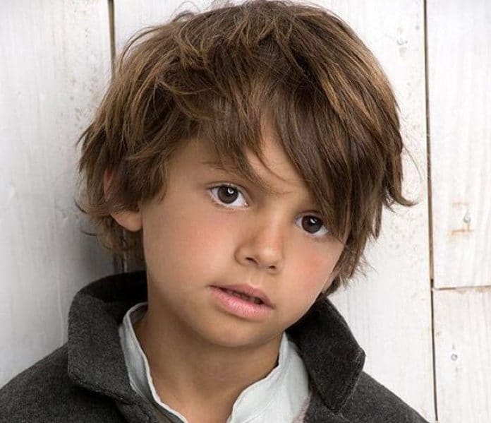 corte de cabelo infantil masculino surfista