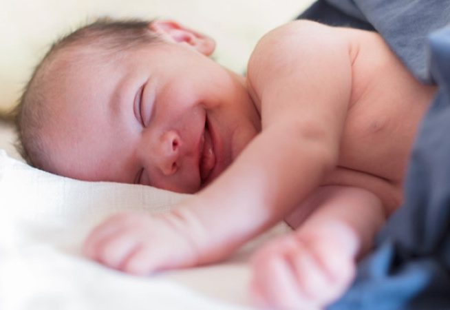 Read more about the article Sonhar com bebê: no colo, dormindo, recém-nascido, abandonado, o que significa?