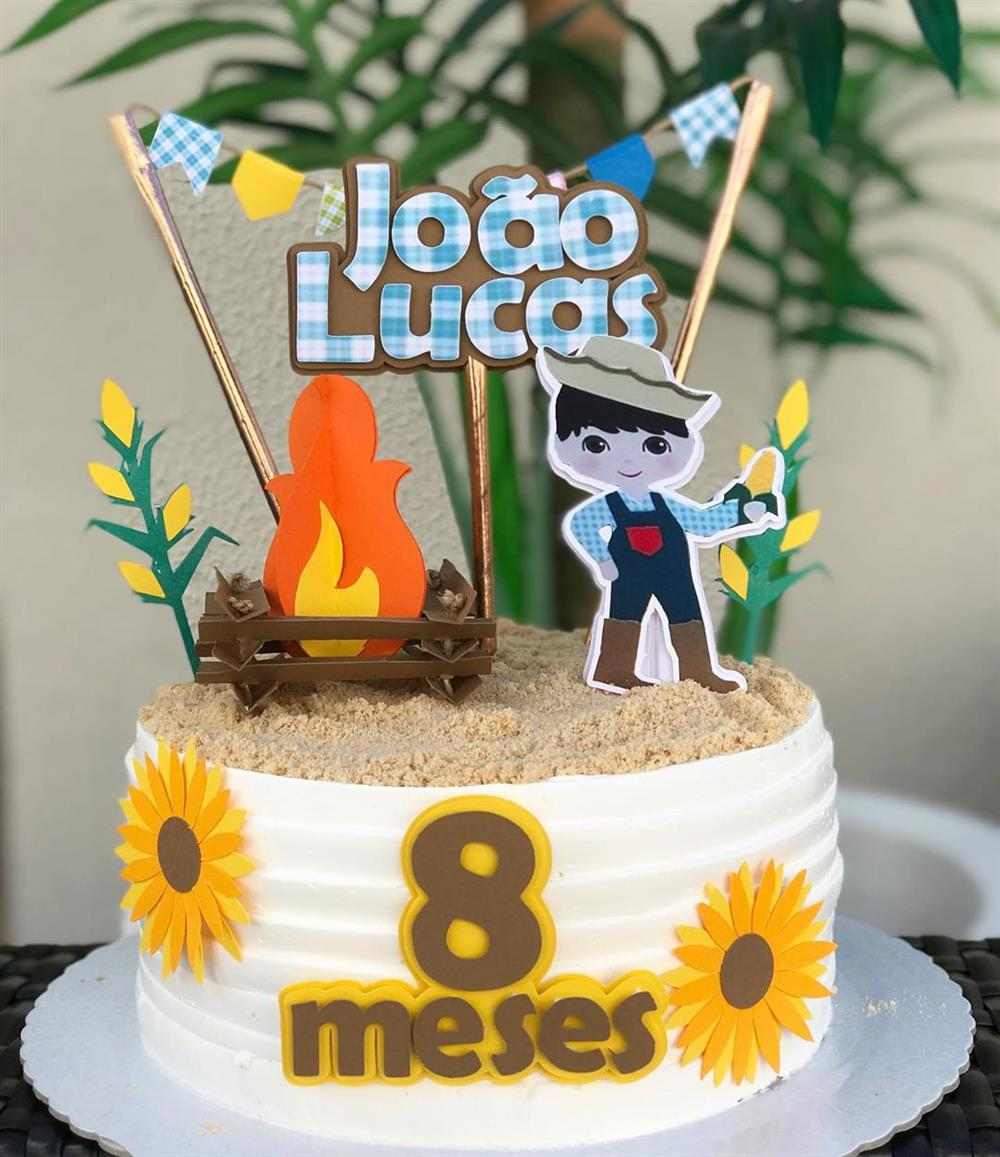 bolo mesversario junino