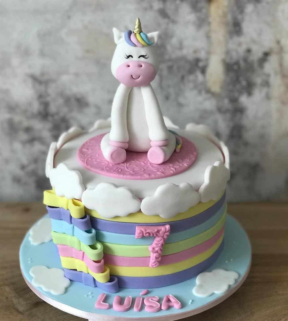 tema unicornio com topper de biscuit