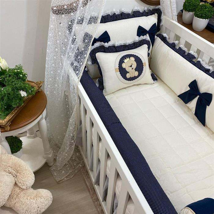 quarto de bebe masculino branco e azul