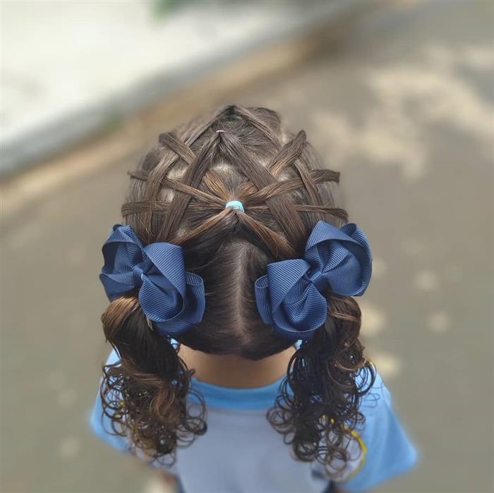 Penteado Infantil Fácil e Rápido com Amarradinhos para Escola