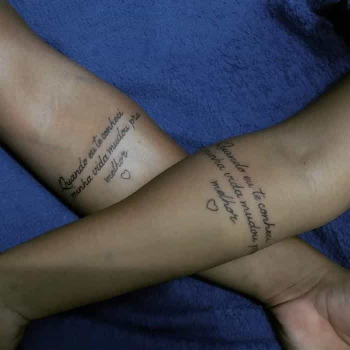 tatuagem mae e filho com frase