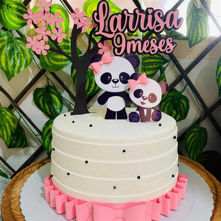 bolo tema panda feminino