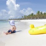 Como e quando usar protetor solar para bebê: dicas para as mães