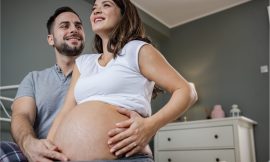 Bebê encaixado é sinal de parto normal? Tire suas dúvidas agora!
