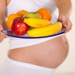 Frutas que diminuem o enjoo na gravidez: alívio natural para as mães
