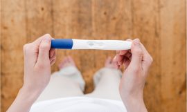 Menstruei normal e descobri que estava grávida: o que pode ter acontecido?